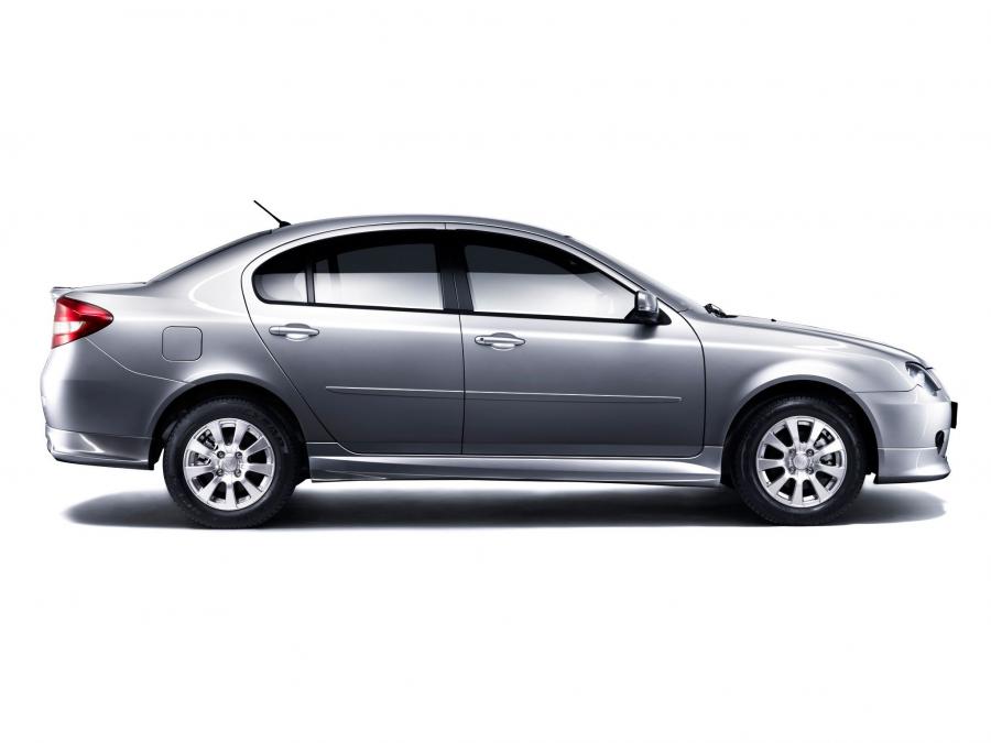  Proton Persona Elegance 2010 года  (фото 3 из 8)
